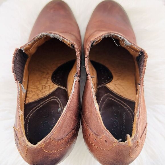 Boc Born Concept Brown Worn Distressed Leather Heeled Boots Booties Size 8.5 - Picture 8 of 11